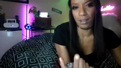 Jillian online show from 12-22-25, 12:07