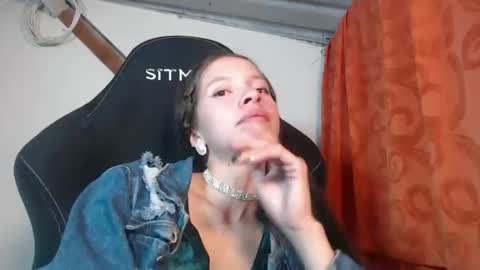 Snapshot of sweetdam12 chatting on 02-13-25, 08:24 sweetdam12 online show from 02-13-25, 08:24