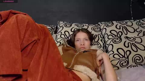 Snapshot of sweetdam12 chatting on 11-04-25, 09:14 sweetdam12 online show from 11-04-25, 09:14