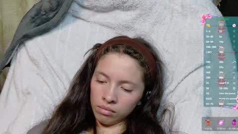 Snapshot of sweetdam12 chatting on 12-16-25, 08:36 sweetdam12 online show from 12-16-25, 08:36