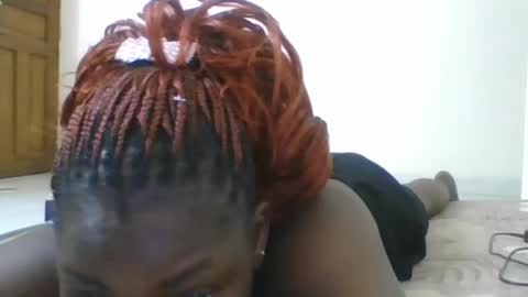 Snapshot of sweetdarkskin chatting on 06-16-26, 12:24 CLARIS online show from 06-16-26, 12:24