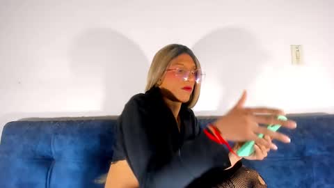 Amelia online show from 02-17-25, 03:31