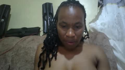 sweetdiva2012 online show from 12-14-25, 03:06