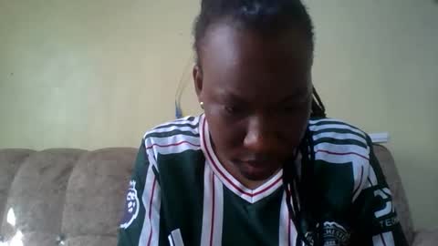 sweetdiva2012 online show from 05-03-26, 06:52