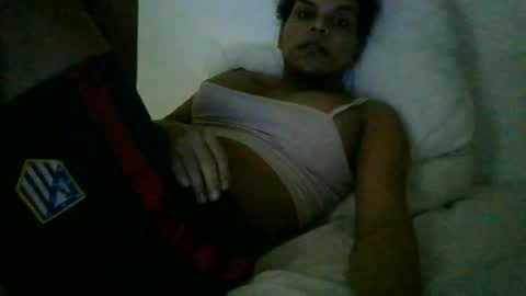 Snapshot of sweetdoll6 chatting on 06-25-26, 03:39 Sweet Doll online show from 06-25-26, 03:39