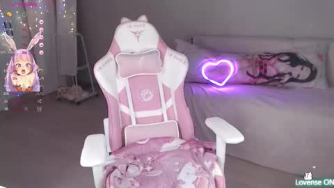 Snapshot of sweetdollyx_ chatting on 09-15-25, 09:37 sweetdollyx_ online show from 09-15-25, 09:37