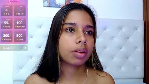 Snapshot of sweetebony_20 chatting on 10-01-25, 05:13 Gabriela online show from 10-01-25, 05:13