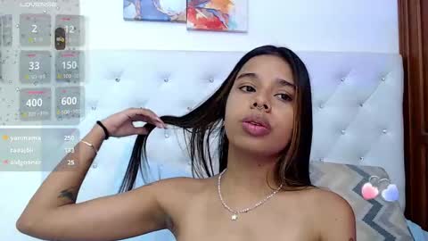 Snapshot of sweetebony_20 chatting on 10-10-25, 08:41 Gabriela online show from 10-10-25, 08:41