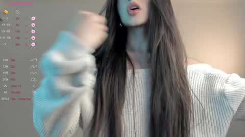 Snapshot of sweetest_bella chatting on 01-09-25, 08:33 Bella online show from 01-09-25, 08:33