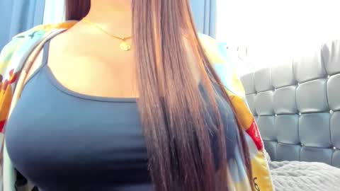 sweetest_one4 online show from 12-18-25, 04:57