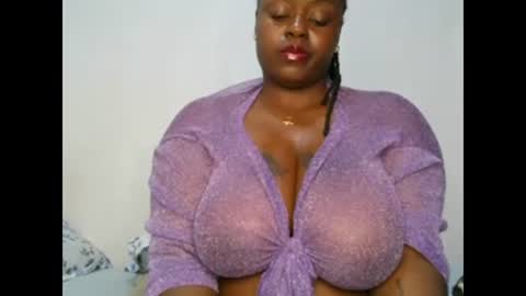 sweetest_snack online show from 01-13-25, 06:59