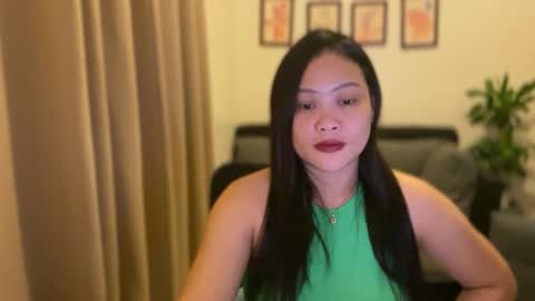 Snapshot of sweetestsmile_ chatting on 09-11-25, 11:10 Khaye online show from 09-11-25, 11:10