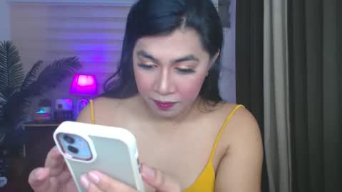 Snapshot of sweetfantasyxx chatting on 10-01-25, 06:25 Aki online show from 10-01-25, 06:25