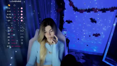 Snapshot of sweetfoyou chatting on 10-23-25, 05:51 sweetfoyou online show from 10-23-25, 05:51