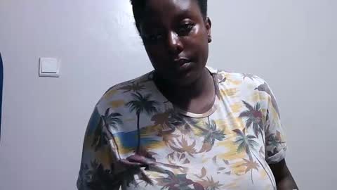 sweetgal11 online show from 04-29-26, 08:15