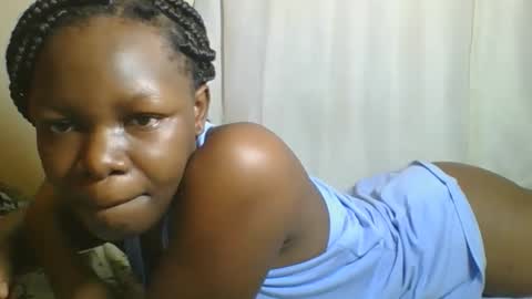 Snapshot of sweetgal2025 chatting on 05-24-26, 07:02 EUNICE online show from 05-24-26, 07:02