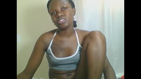 Snapshot of sweetgal2025 chatting on 06-05-26, 10:32 EUNICE online show from 06-05-26, 10:32