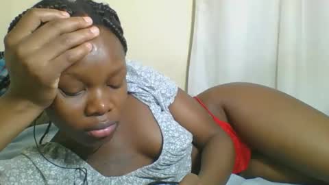 Snapshot of sweetgal2025 chatting on 06-07-26, 12:59 EUNICE online show from 06-07-26, 12:59