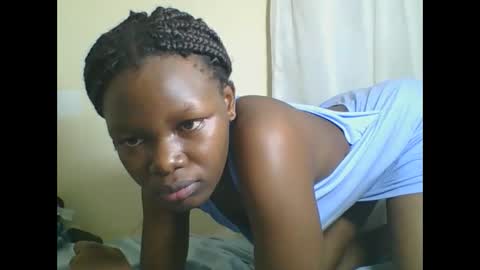 Snapshot of sweetgal2025 chatting on 06-11-26, 02:53 EUNICE online show from 06-11-26, 02:53