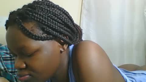 Snapshot of sweetgal2025 chatting on 06-13-26, 07:28 EUNICE online show from 06-13-26, 07:28