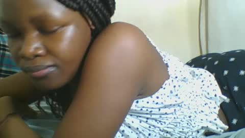 Snapshot of sweetgal2025 chatting on 06-14-26, 08:22 EUNICE online show from 06-14-26, 08:22