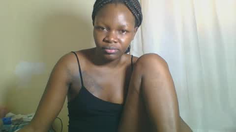 Snapshot of sweetgal2025 chatting on 06-15-26, 10:06 EUNICE online show from 06-15-26, 10:06