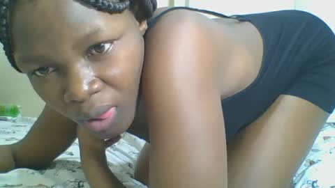Snapshot of sweetgal2025 chatting on 06-15-26, 10:45 EUNICE online show from 06-15-26, 10:45