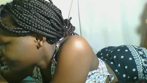 Snapshot of sweetgal2025 chatting on 06-17-26, 02:29 EUNICE online show from 06-17-26, 02:29