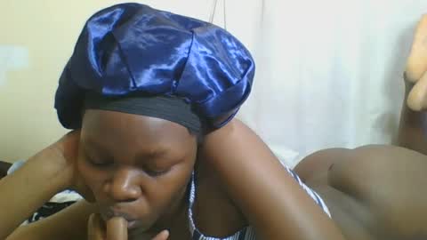 Snapshot of sweetgal2025 chatting on 06-24-26, 08:24 EUNICE online show from 06-24-26, 08:24