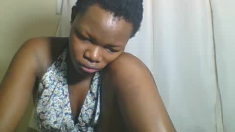 Snapshot of sweetgal2025 chatting on 06-30-26, 04:35 EUNICE online show from 06-30-26, 04:35