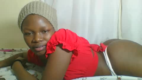 Snapshot of sweetgal2025 chatting on 06-30-26, 06:09 EUNICE online show from 06-30-26, 06:09