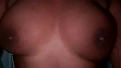 Snapshot of sweetgirl23232 chatting on 02-15-25, 02:37 Sandy online show from 02-15-25, 02:37