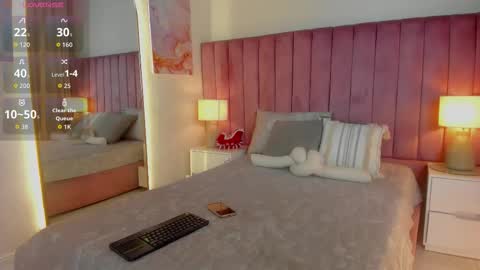 Dulce online show from 11-26-25, 10:16