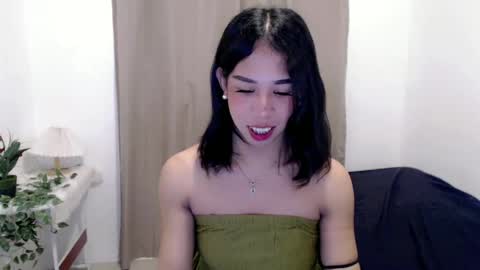 Snapshot of sweetgirl_acxx chatting on 06-13-26, 01:58 Just call me AC online show from 06-13-26, 01:58