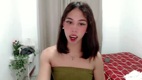Snapshot of sweetgirl_acxx chatting on 06-16-26, 11:02 Just call me AC online show from 06-16-26, 11:02