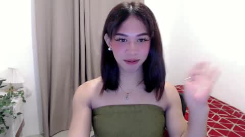 Snapshot of sweetgirl_acxx chatting on 06-18-26, 10:19 Just call me AC online show from 06-18-26, 10:19