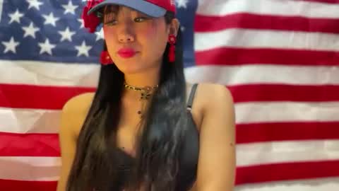 sweetgirllucy24xx online show from 03-21-26, 06:51