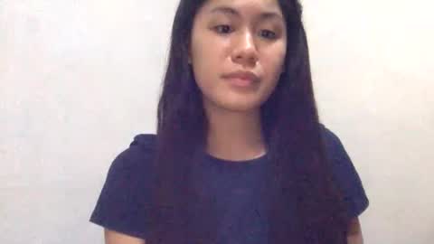 Snapshot of sweetgirllucy24xx chatting on 05-22-26, 05:40 sweetgirllucy24xx online show from 05-22-26, 05:40
