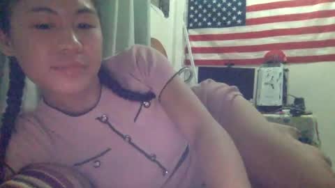 Snapshot of sweetgirllucy24xx chatting on 06-15-26, 07:10 sweetgirllucy24xx online show from 06-15-26, 07:10