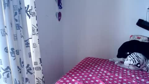 sweetgirsl online show from 05-05-26, 07:00