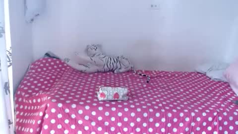sweetgirsl online show from 05-20-26, 08:59