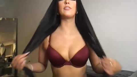 Gracie  online show from 11-09-25, 03:05