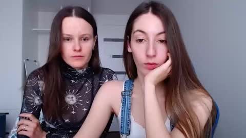 Emma  online show from 11-30-25, 01:04