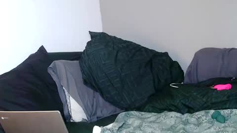 Snapshot of sweetheatannie chatting on 06-15-26, 04:53 sweetheatannie online show from 06-15-26, 04:53