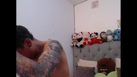 Snapshot of sweethoney22_ chatting on 02-02-25, 03:10 Sabrina y Eliot online show from 02-02-25, 03:10