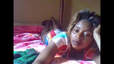 sweetib1 online show from 09-19-25, 09:22