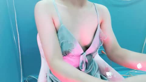 sweetie_bae99 online show from 04-10-26, 03:45