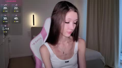 Snapshot of sweetiebones chatting on 06-05-26, 02:51 bratty gf online show from 06-05-26, 02:51