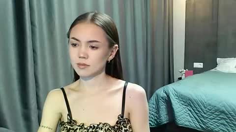 Snapshot of sweetieee_kira chatting on 10-03-25, 09:23 sweetieee_kira online show from 10-03-25, 09:23