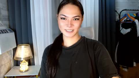 sweetiefox1 online show from 09-28-25, 12:10